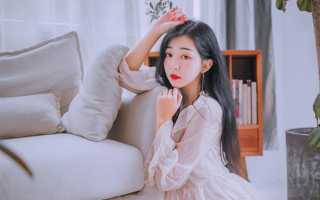 西宁机场回应摆渡车滞留事件：有航班准备滑行 不能组织旅客下车